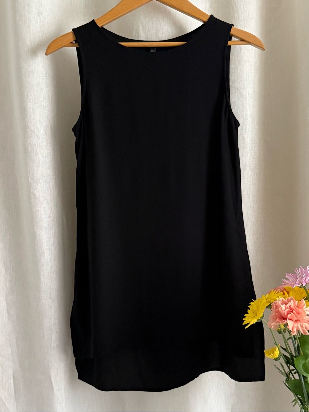 NWOT Eileen Fisher 100% Silk Tunic Tank XXS Black High Low A Line Sleeveless